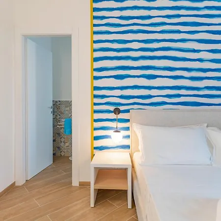 Apartment 3 Bedroom In *